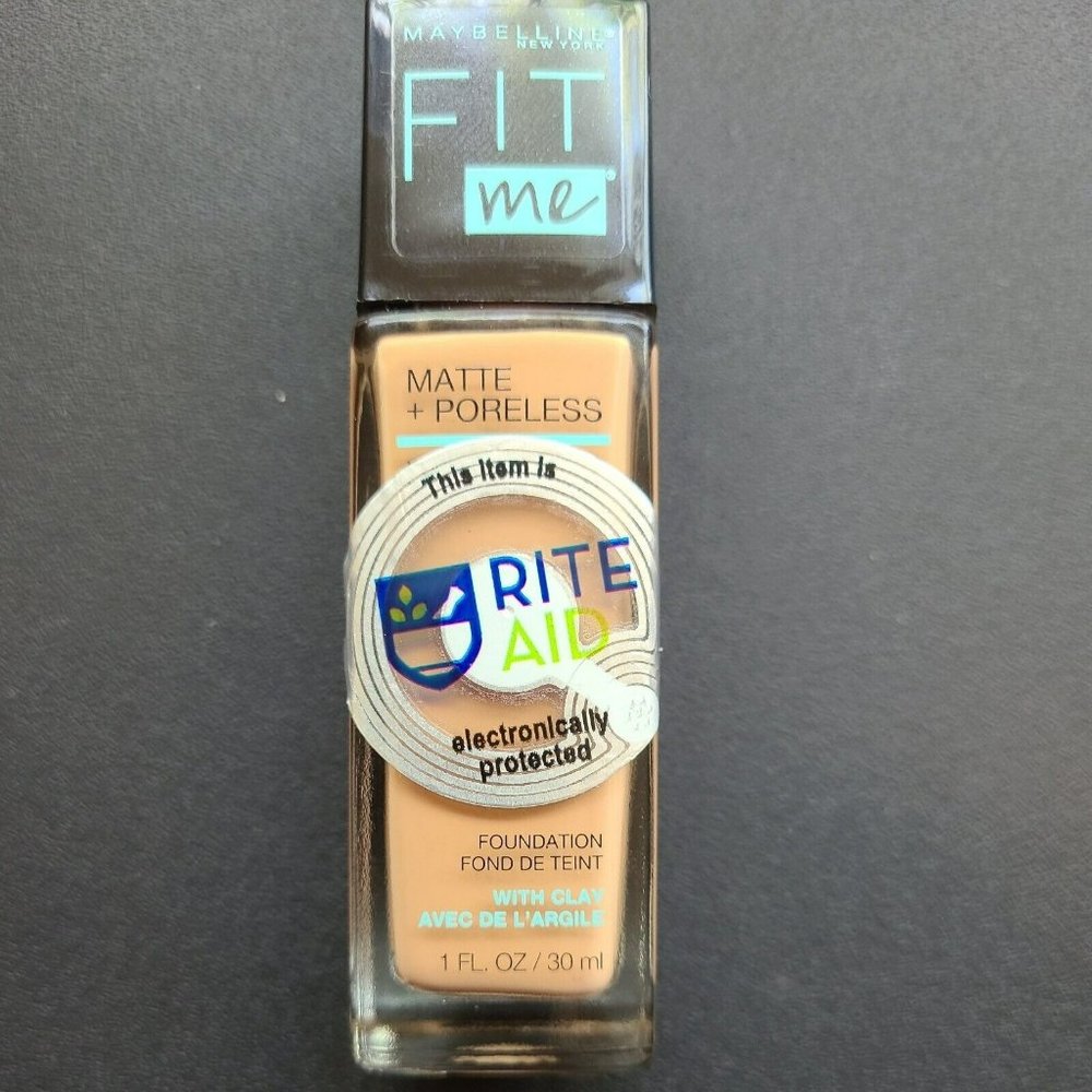 Maybelline  FIT ME Matte+Poreless Foundation Normal to Oily 320 NATURAL TAN